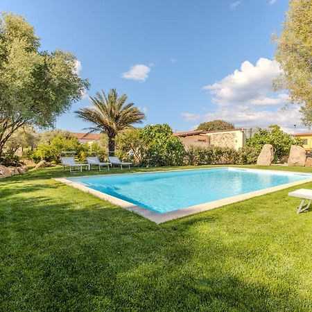 Stazzo San Teodoro Piscina Condivisa Apartment Exterior photo